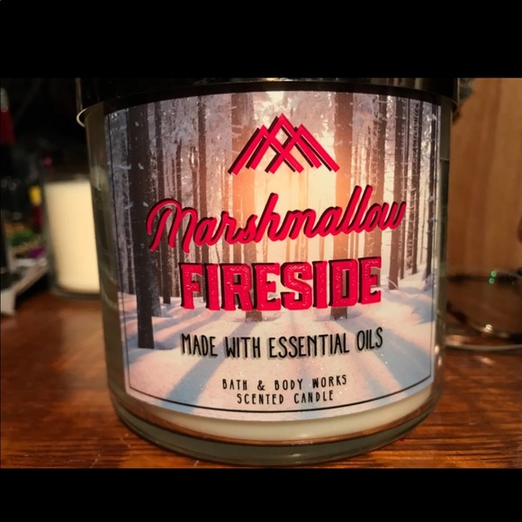 Marshmallow Fireside 3 Wick Candle - Picture 3 of 3